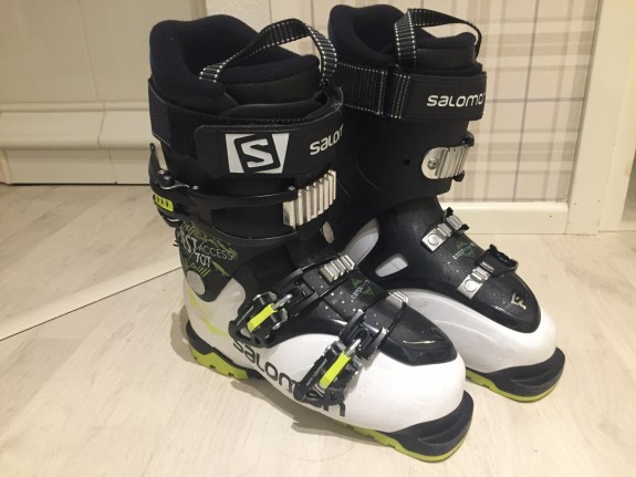 Myydään Lasten nuorten laskettelu monot Salomon Quest Accès 70 JR (walkmode Myydään Lasten nuorten laskettelu monot Salomon Quest Accès 70 JR (walkmode